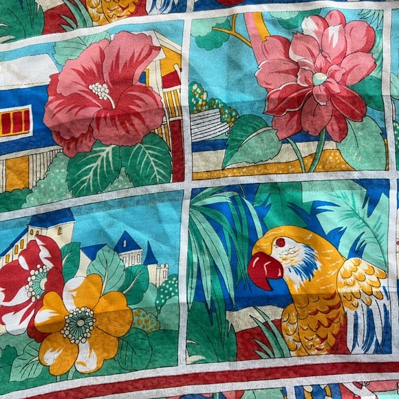 NWOT Gorgeous Italian red silk scarf - Picture 8 of 11